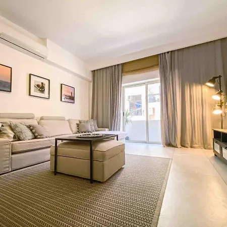 Modern & Spacious 3 Double Bedroom Lejlighed *