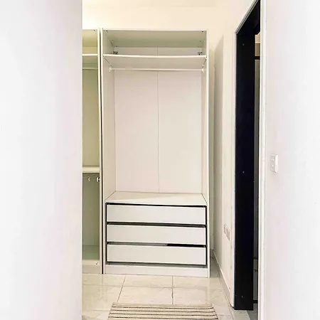 Lejlighed Modern & Spacious 3 Double Bedroom *