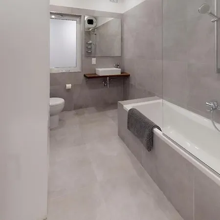 Lejlighed Modern & Spacious 3 Double Bedroom