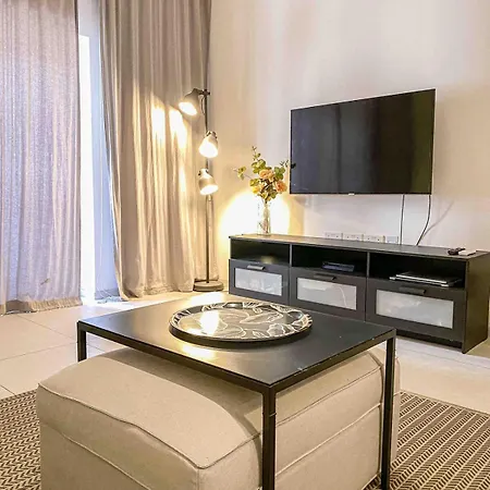 Modern & Spacious 3 Double Bedroom Апартаменты