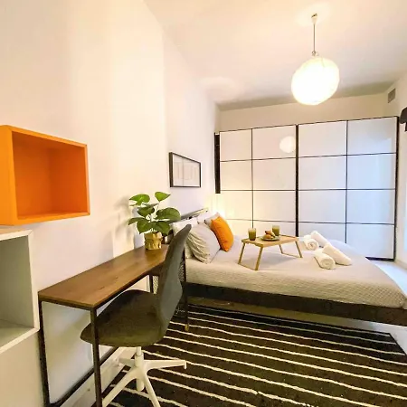 Διαμέρισμα Modern & Spacious 3 Double Bedroom *